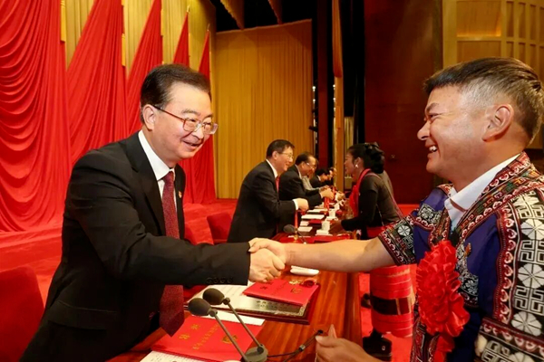 云南省委书记：牢记嘱托，在践行根本宗旨中办好民生实事